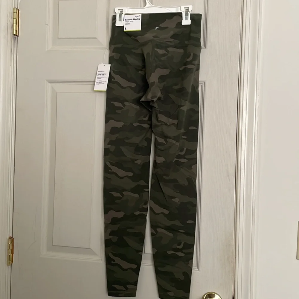 New Old Navy Balance Leggings High Rise - Picture 3 of 3